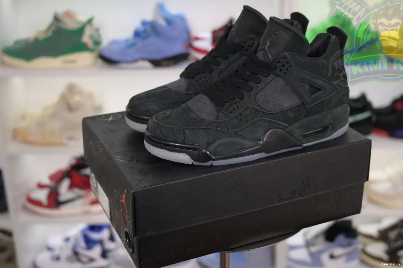 Jordan Kimikick kaws 4 Jordan black Air 0325